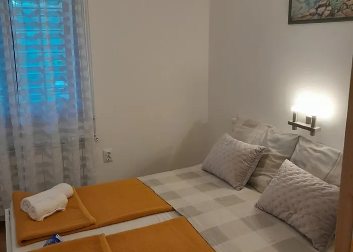 Apartment Dean